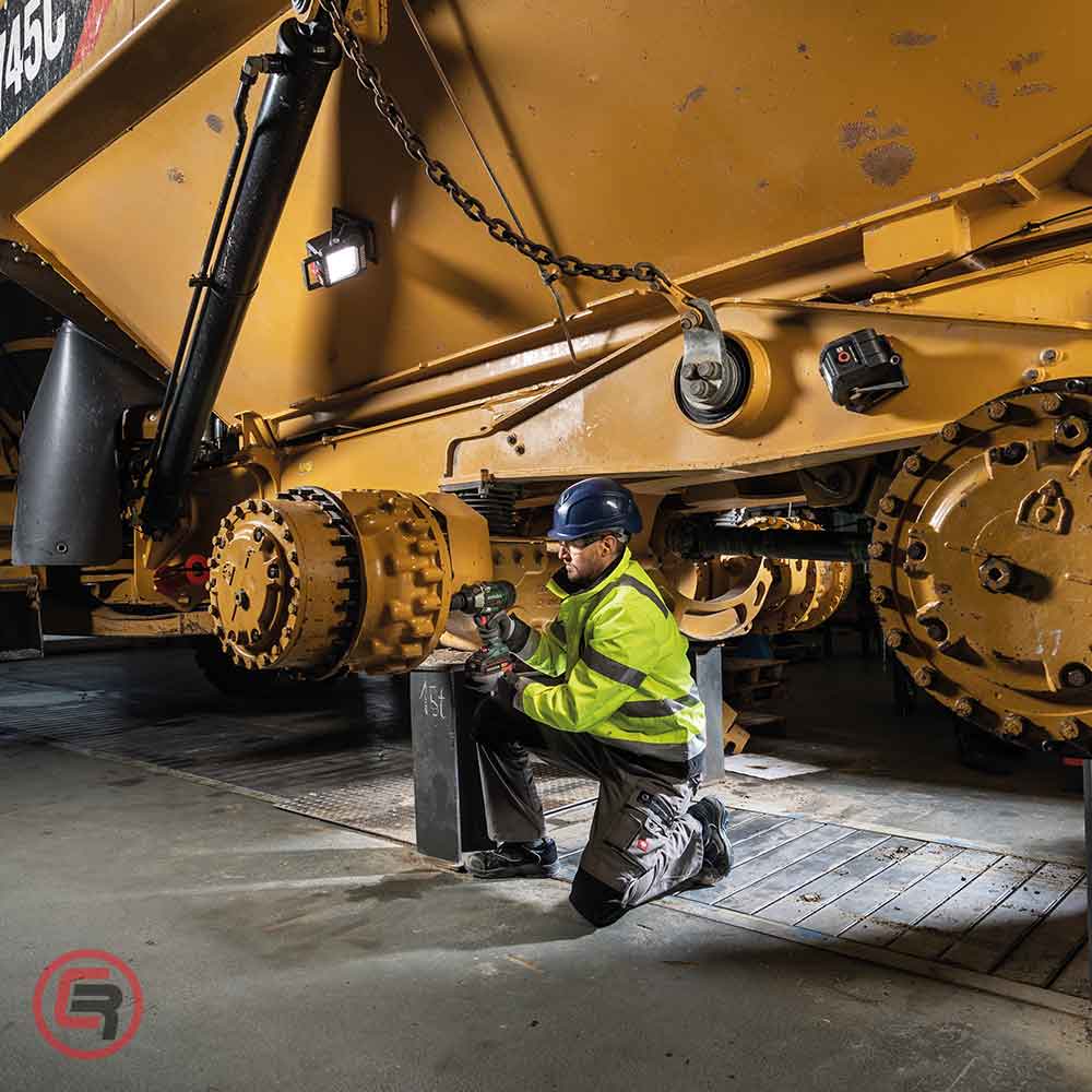 Metabo Odvijač Udarni Aku SSW 18 LTX 1750 BL – 3/4" (bez baterije i punjača) + metaBOX – 602402840 - Slika 3