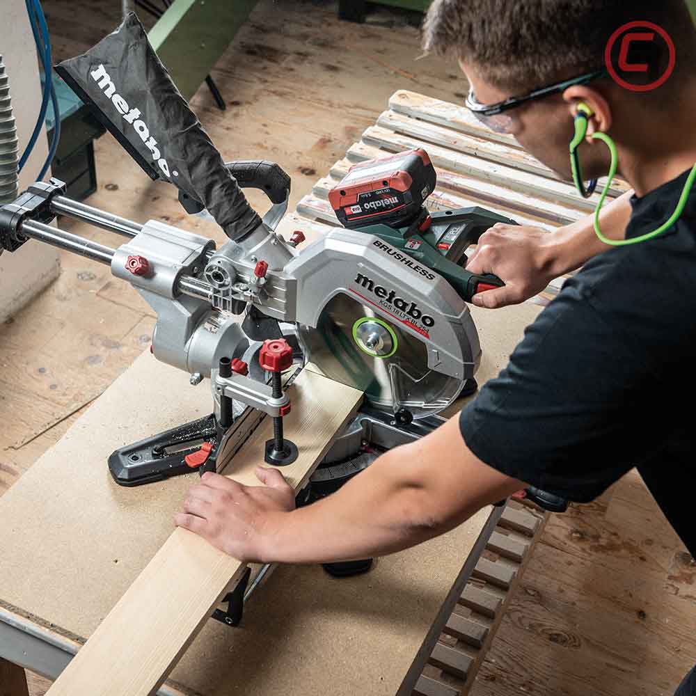 Metabo Pila Kružna Aku KGS 18 LTX BL 254 / 18 V Za Kutno Rezanje Potezna 254 mm (bez baterija i punjača) - 614254850 - Slika 4