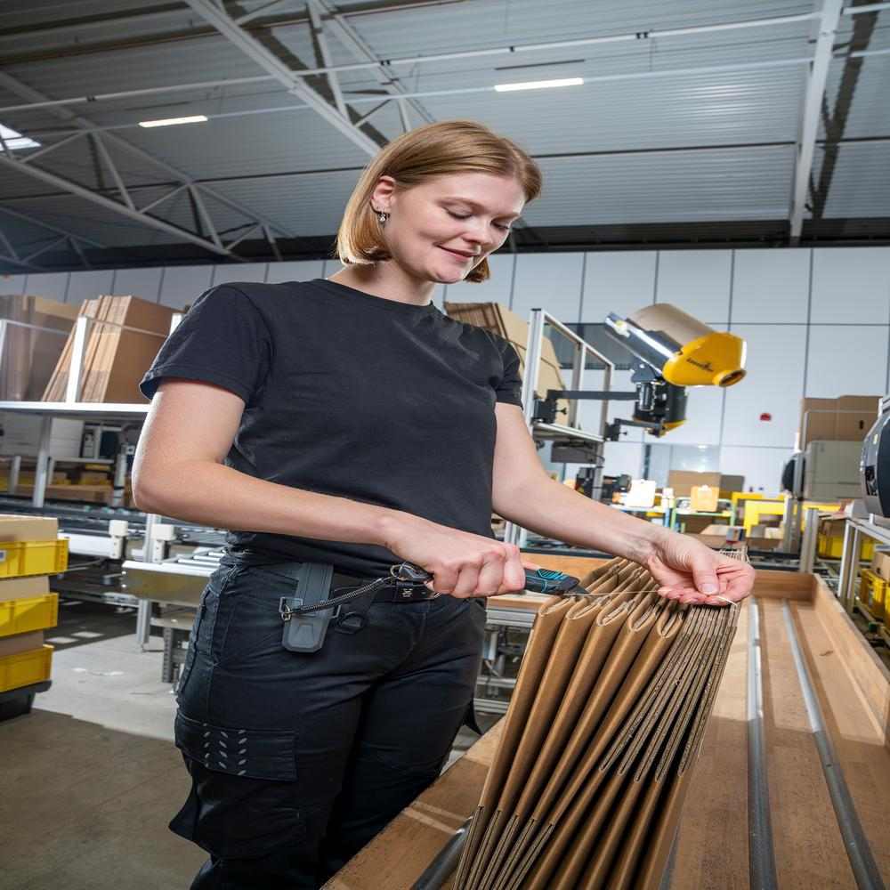 Wolfcraft Skalper Metalno Kučište Sa Trapeznom Oštricom 61 x 0,65 mm Pro Safety Sa Futrolom i Vezicom - 4292000 - Slika 14